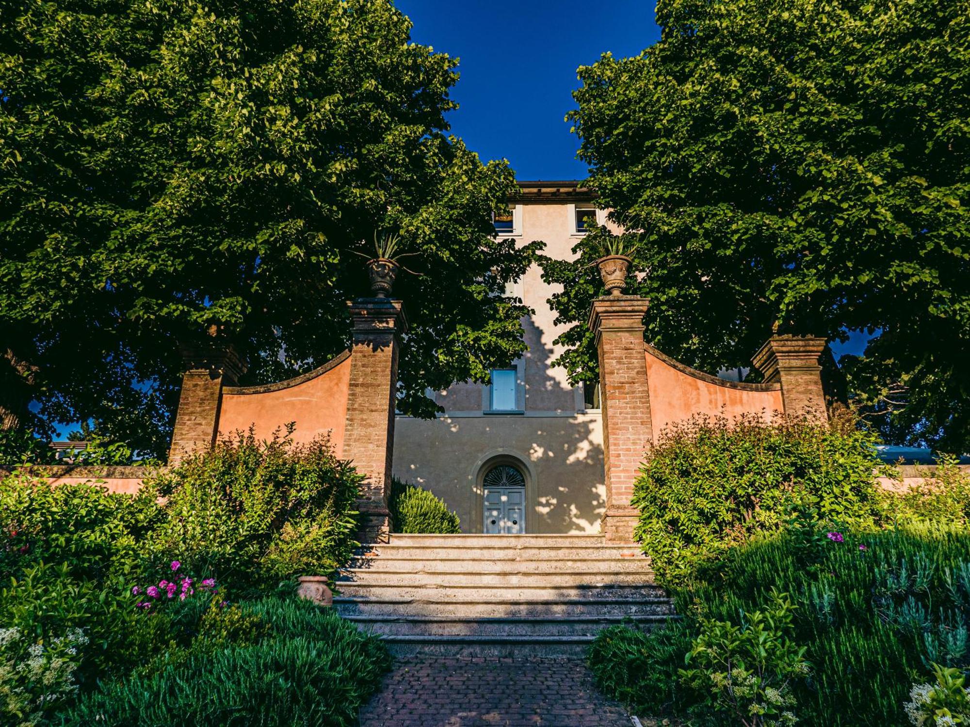 L'Andana Tenuta La Badiola Кастильоне-делла-Пеская Экстерьер фото